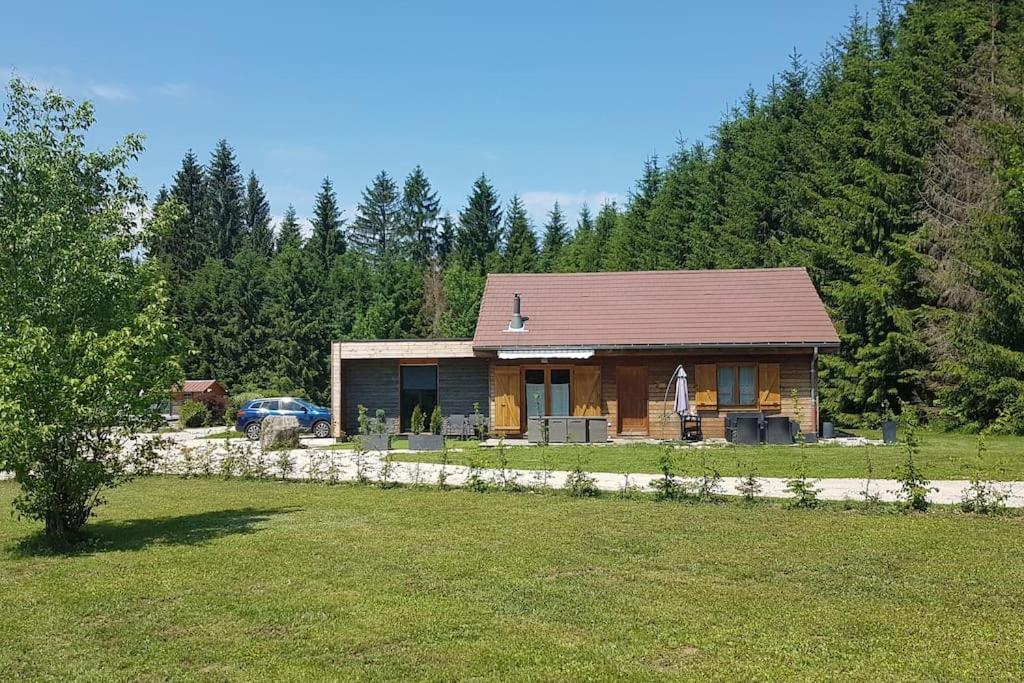 Vila Gite Jura Mina Chalet Au Milieu De La Nature Ney Exteriér fotografie