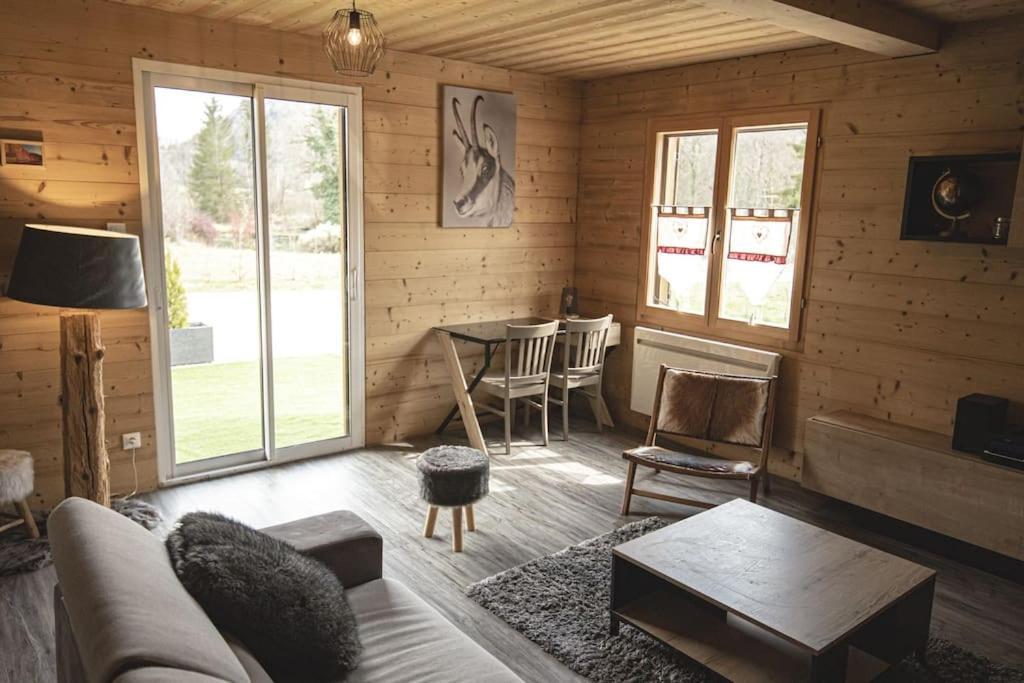 Vila Gite Jura Mina Chalet Au Milieu De La Nature Ney Exteriér fotografie