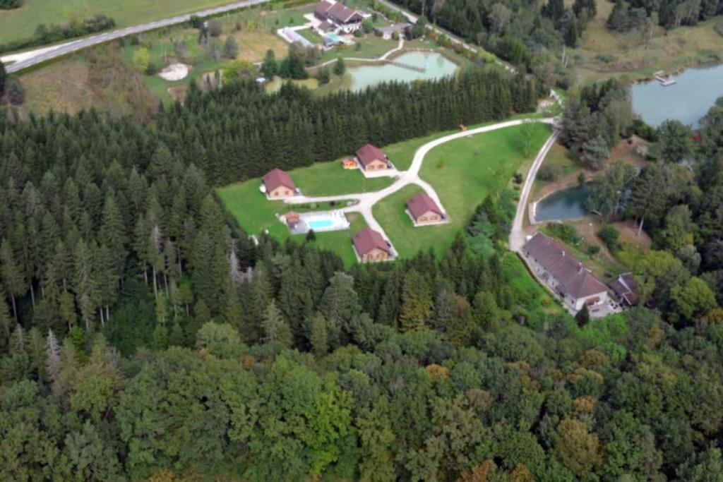 Vila Gite Jura Mina Chalet Au Milieu De La Nature Ney Exteriér fotografie
